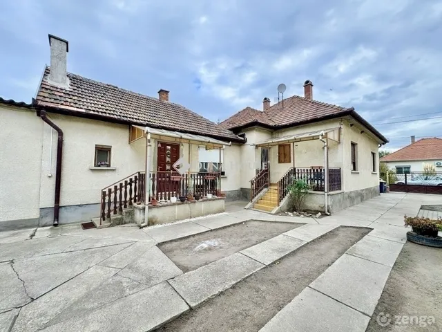 Eladó ház Üllő 89 nm