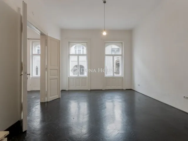 Eladó lakás Budapest VII. kerület 93 nm