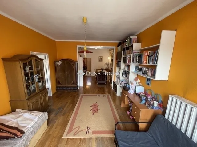 Eladó lakás Budapest VIII. kerület, II. János Pál pápa tér 72 nm