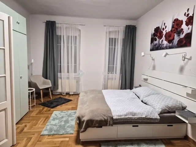 Eladó lakás Budapest VII. kerület 71 nm