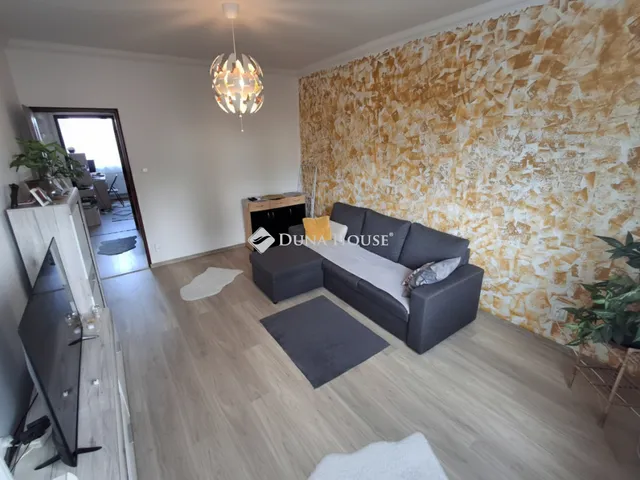 Eladó lakás Budapest XVIII. kerület, Lakatostelep 56 nm