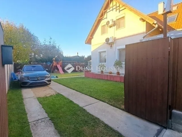 Eladó ház Üllő 122 nm