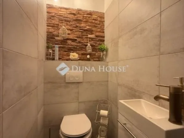 Eladó ház Vecsés 143 nm