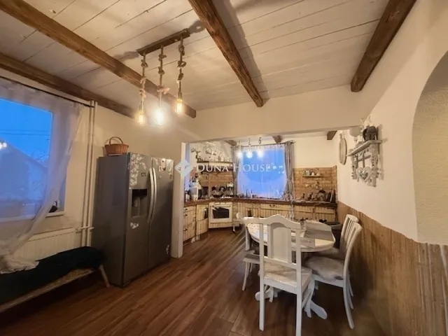 Eladó ház Vecsés 143 nm