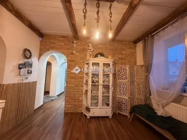 Eladó ház Vecsés 143 nm