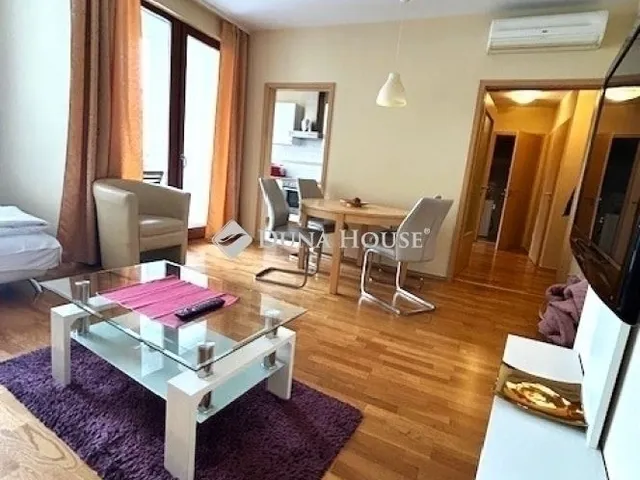 Eladó lakás Budapest VI. kerület 55 nm