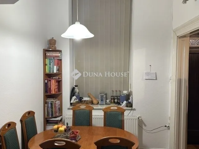 Eladó lakás Budapest VI. kerület 97 nm