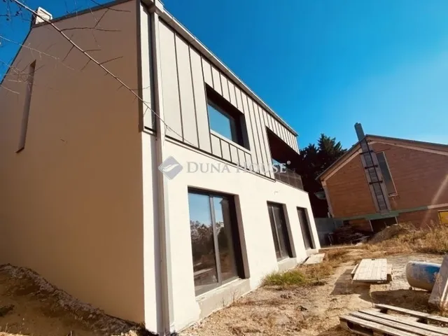 Eladó ház Csömör 175 nm