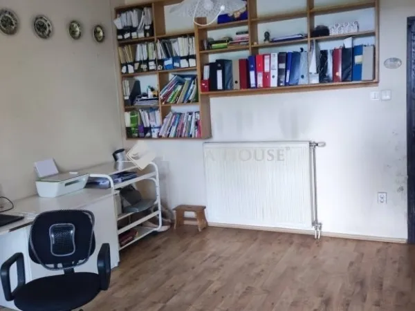 Eladó ház Budaörs 240 nm