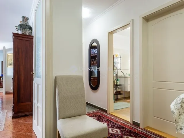 Eladó ház Budapest II. kerület 443 nm