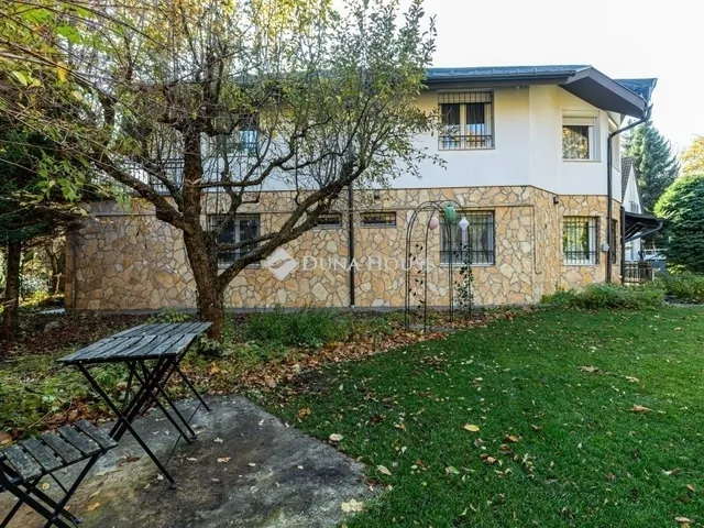 Eladó ház Budapest II. kerület 443 nm