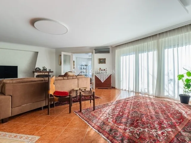 Eladó ház Budapest II. kerület 443 nm