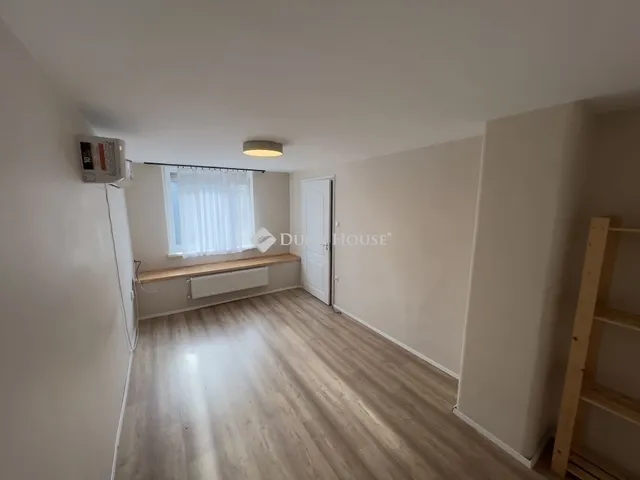 Eladó ház Budapest III. kerület 162 nm