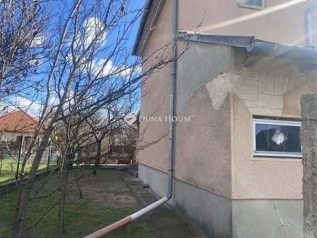 Eladó ház Monor 182 nm