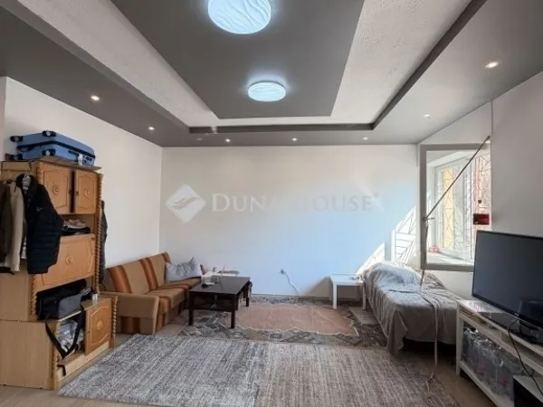 Eladó ház Vecsés 335 nm