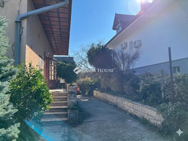 Eladó ház Budaörs 190 nm