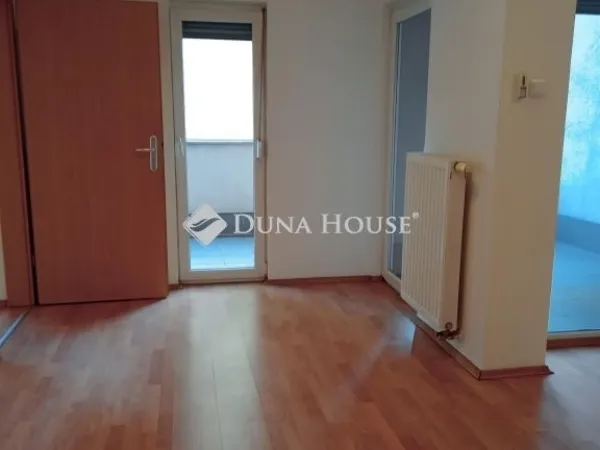 Eladó lakás Budapest VIII. kerület 54 nm