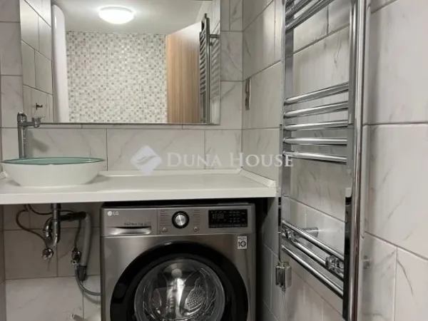 Eladó lakás Budapest VI. kerület 60 nm