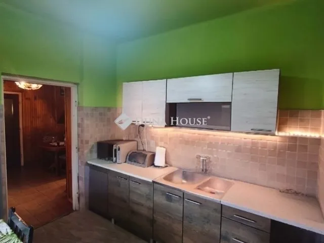 Eladó ház Ócsa 204 nm