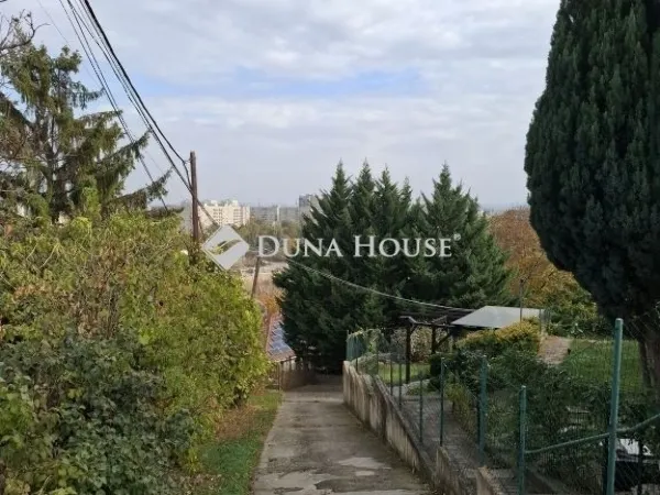 Eladó ház Budapest III. kerület 402 nm