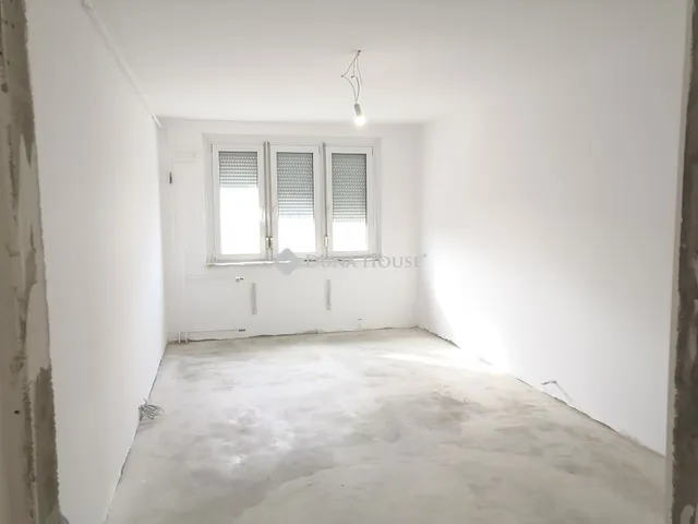 Eladó lakás Budapest III. kerület 49 nm