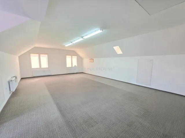 Eladó ház Fót 190 nm