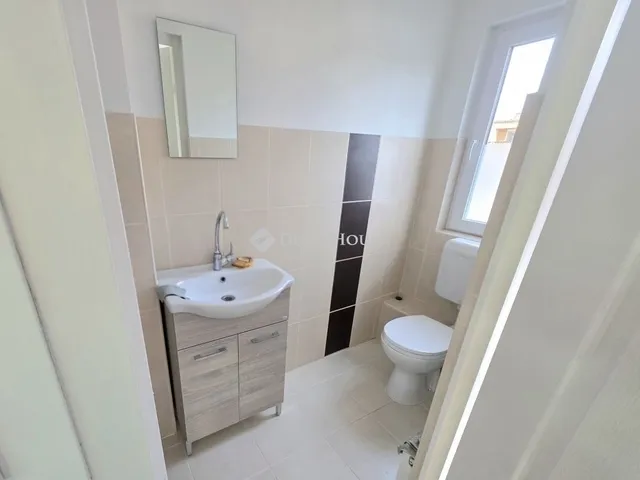 Eladó ház Fót 190 nm