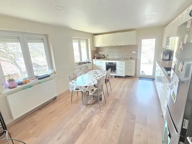 Eladó ház Fót 190 nm