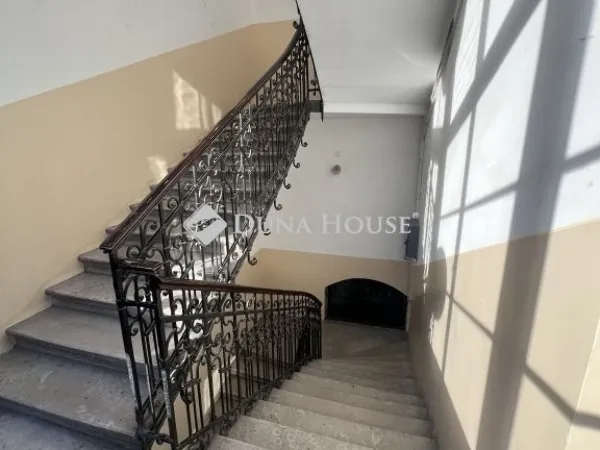 Eladó lakás Budapest II. kerület 35 nm