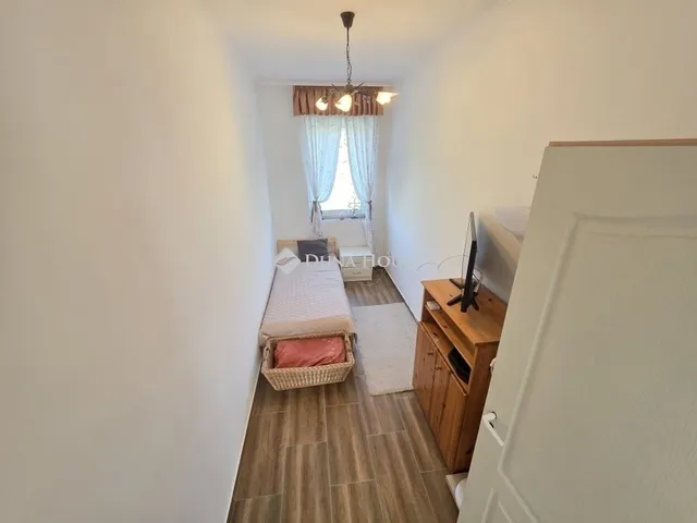 Eladó ház Nagytarcsa 325 nm