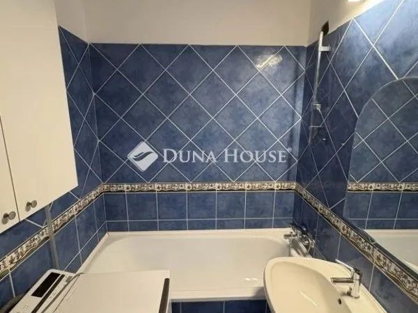 Eladó lakás Budapest III. kerület, Kaszásdűlő 50 nm