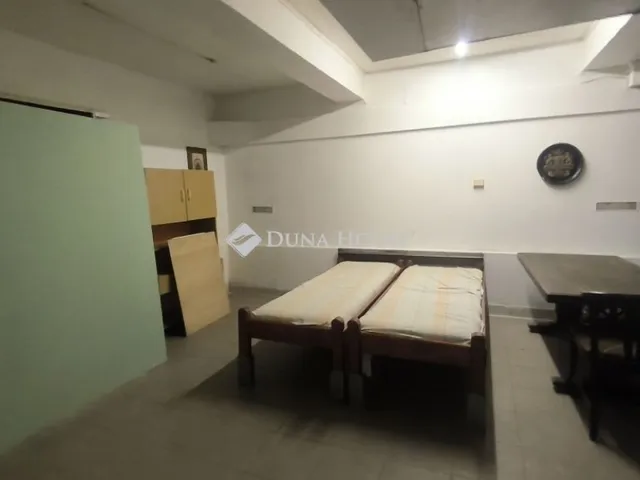 Eladó kereskedelmi és ipari ingatlan Budapest XIII. kerület, Angyalföld 87 nm