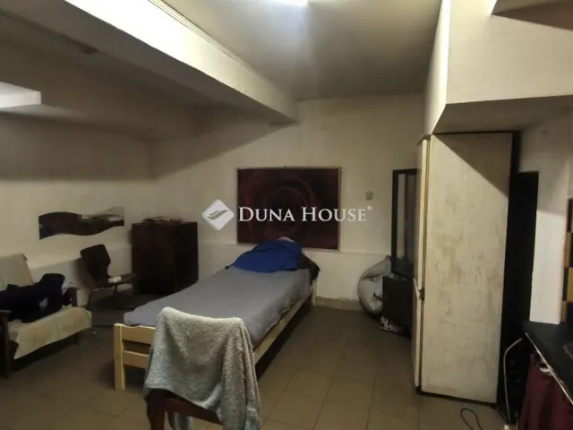 Eladó kereskedelmi és ipari ingatlan Budapest XIII. kerület, Angyalföld 87 nm