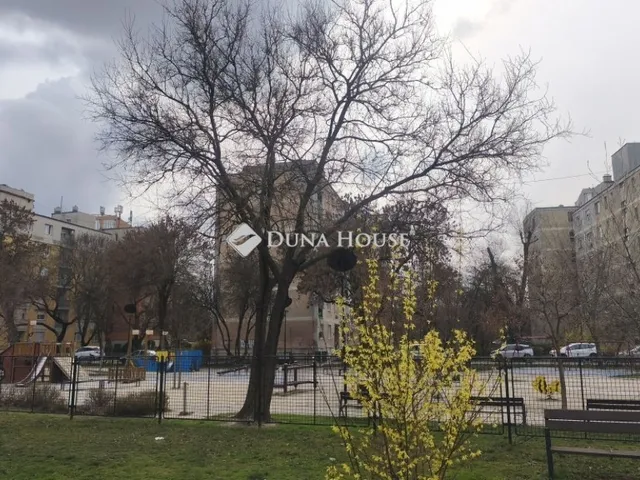 Eladó kereskedelmi és ipari ingatlan Budapest XIII. kerület, Angyalföld 87 nm