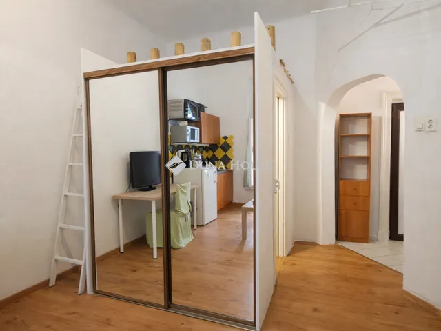 Eladó lakás Budapest VIII. kerület 25 nm