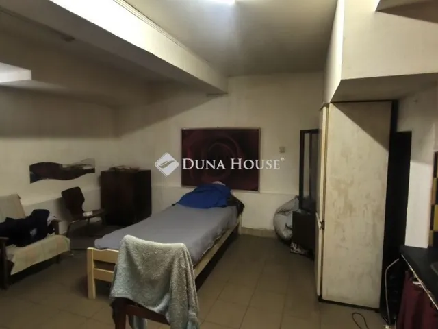 Eladó kereskedelmi és ipari ingatlan Budapest XIII. kerület 87 nm