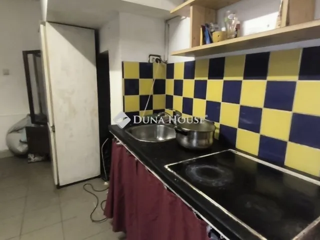 Eladó kereskedelmi és ipari ingatlan Budapest XIII. kerület 87 nm