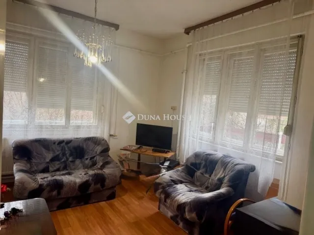 Eladó ház Érd 81 nm