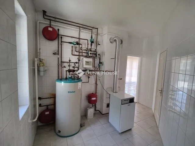 Eladó ház Budapest XVIII. kerület, Erzsébettelep 280 nm