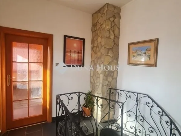 Eladó ház Budapest XV. kerület 148 nm