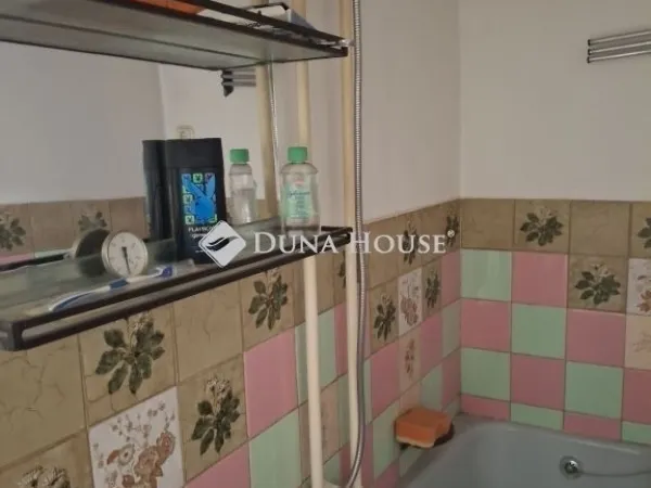 Eladó ház Gyál 79 nm