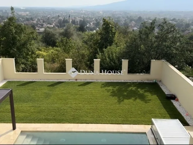 Eladó ház Vác 123 nm