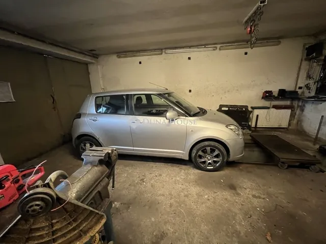 Eladó ház Érd 240 nm