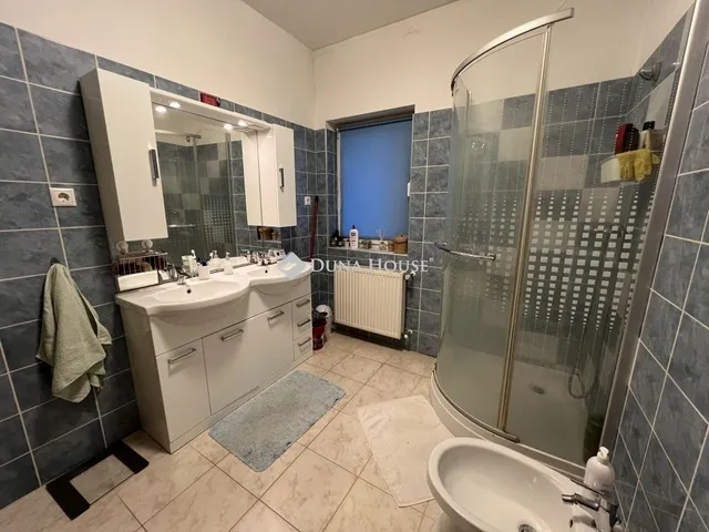 Eladó ház Érd 240 nm