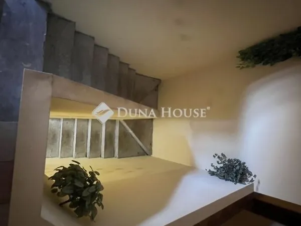 Eladó ház Érd 240 nm