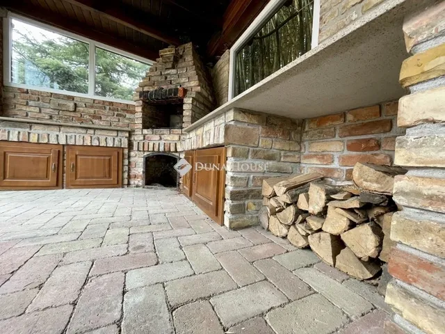 Eladó ház Vecsés 145 nm