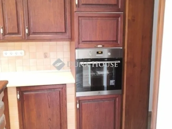 Eladó ház Vecsés 145 nm