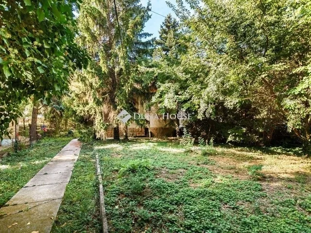 Eladó telek Budapest XI. kerület 623 nm