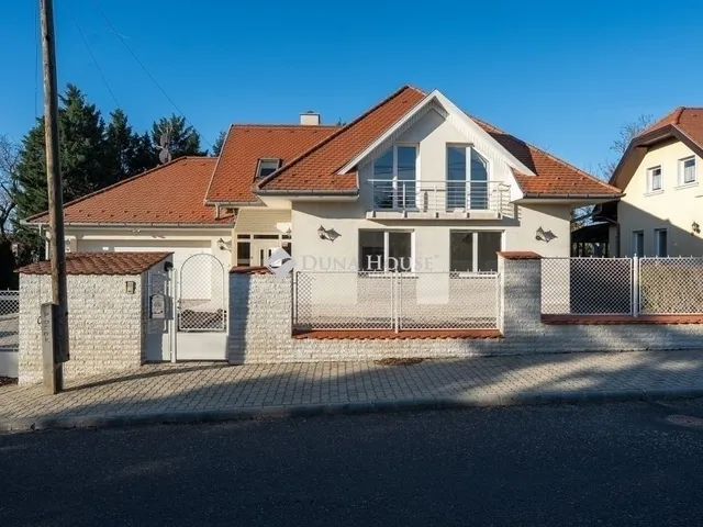 Eladó ház Budaörs 427 nm