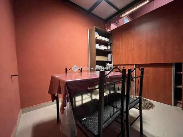 Eladó kereskedelmi és ipari ingatlan Budapest VII. kerület 47 nm